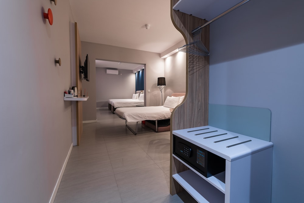 HOLIDAY INN EXPRESS MALTA 24/68