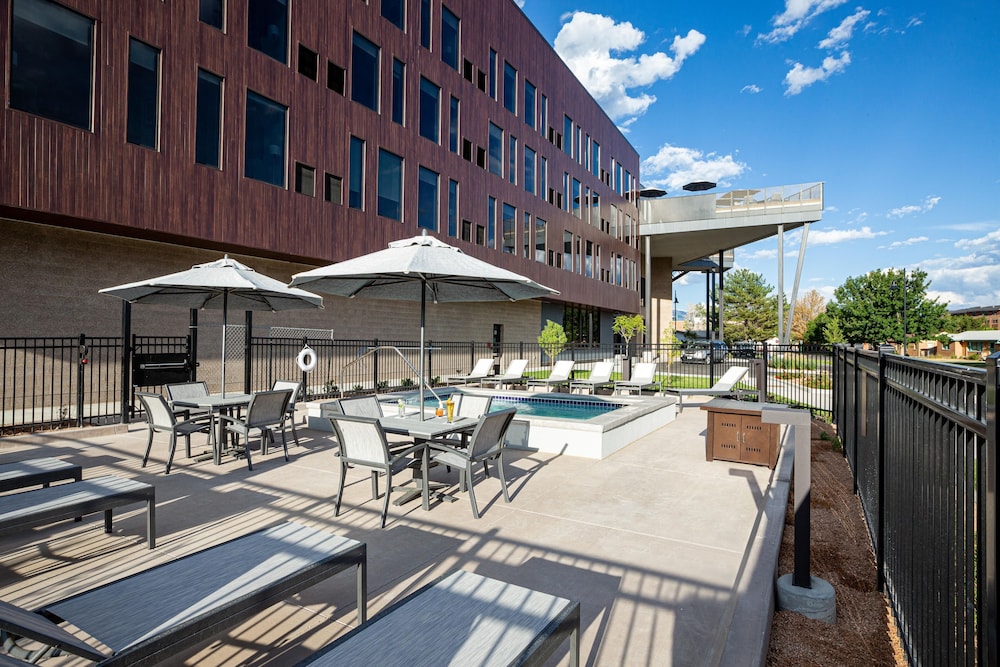 Hotel Maverick 47/50