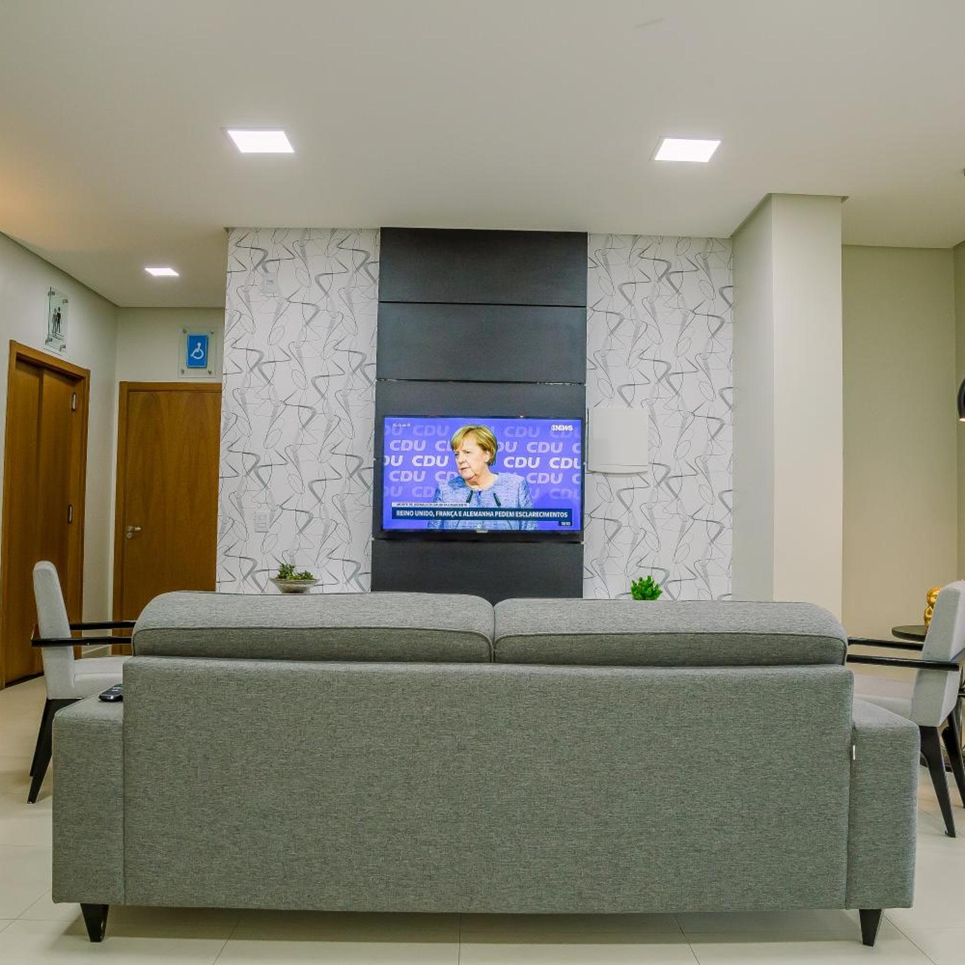 Hotel Prime Executive 7/42