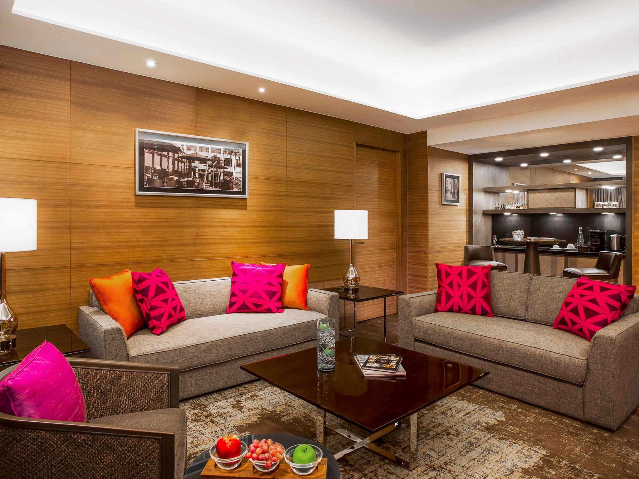 Sofitel Philippine Plaza Manila 54/75