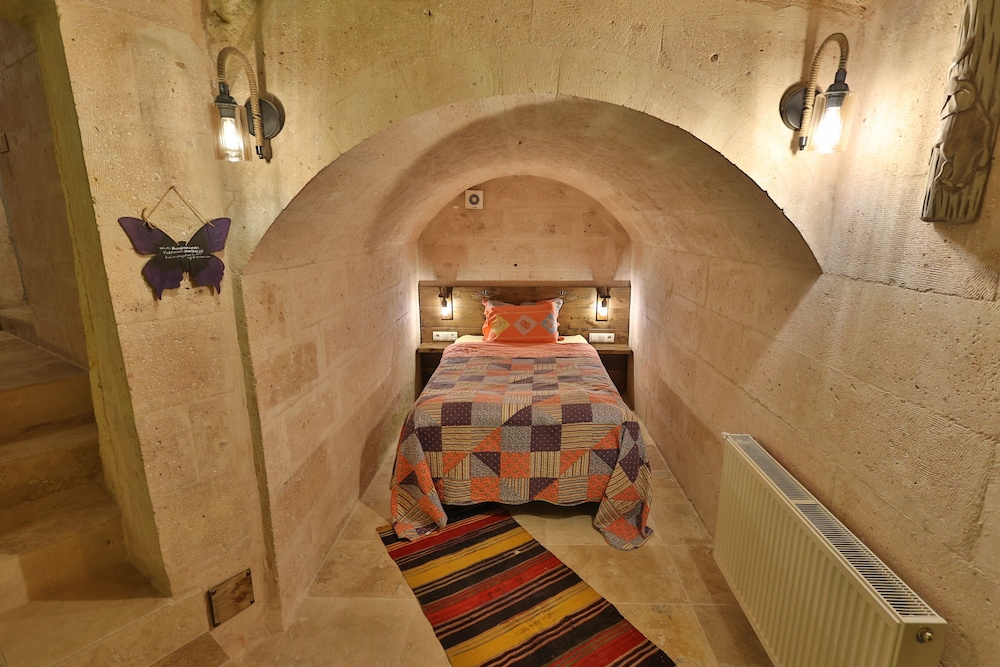 Demisos Caves The Hotel 18/50