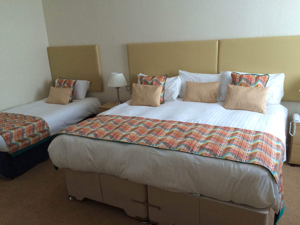 Ashburnham Hotel 12/50