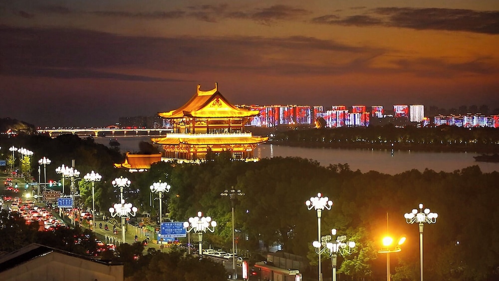 Grand Hyatt Changsha 3/72