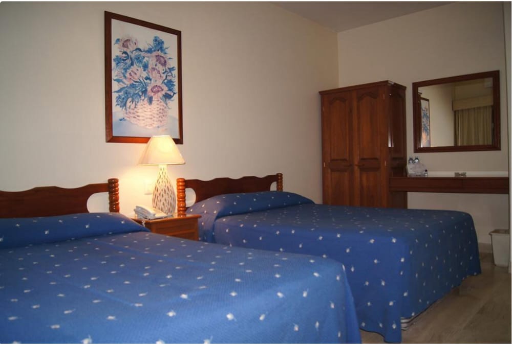 STANDARD, DOUBLE BED