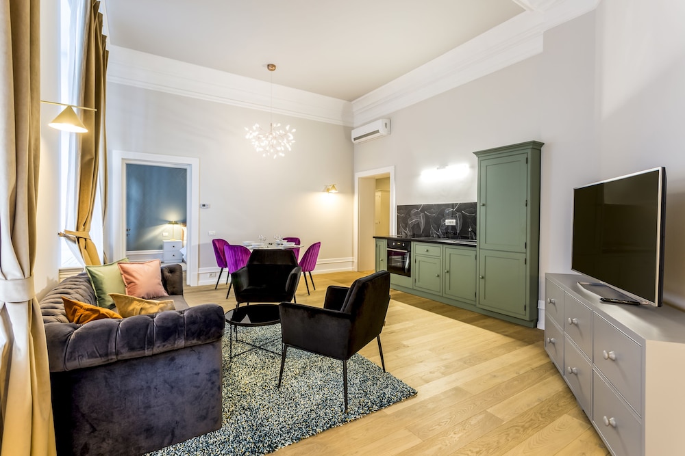 Smartrentals Bucharest Old Town 14/30