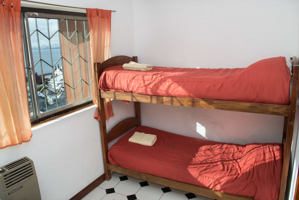 Hostel Inn Bariloche 59/70