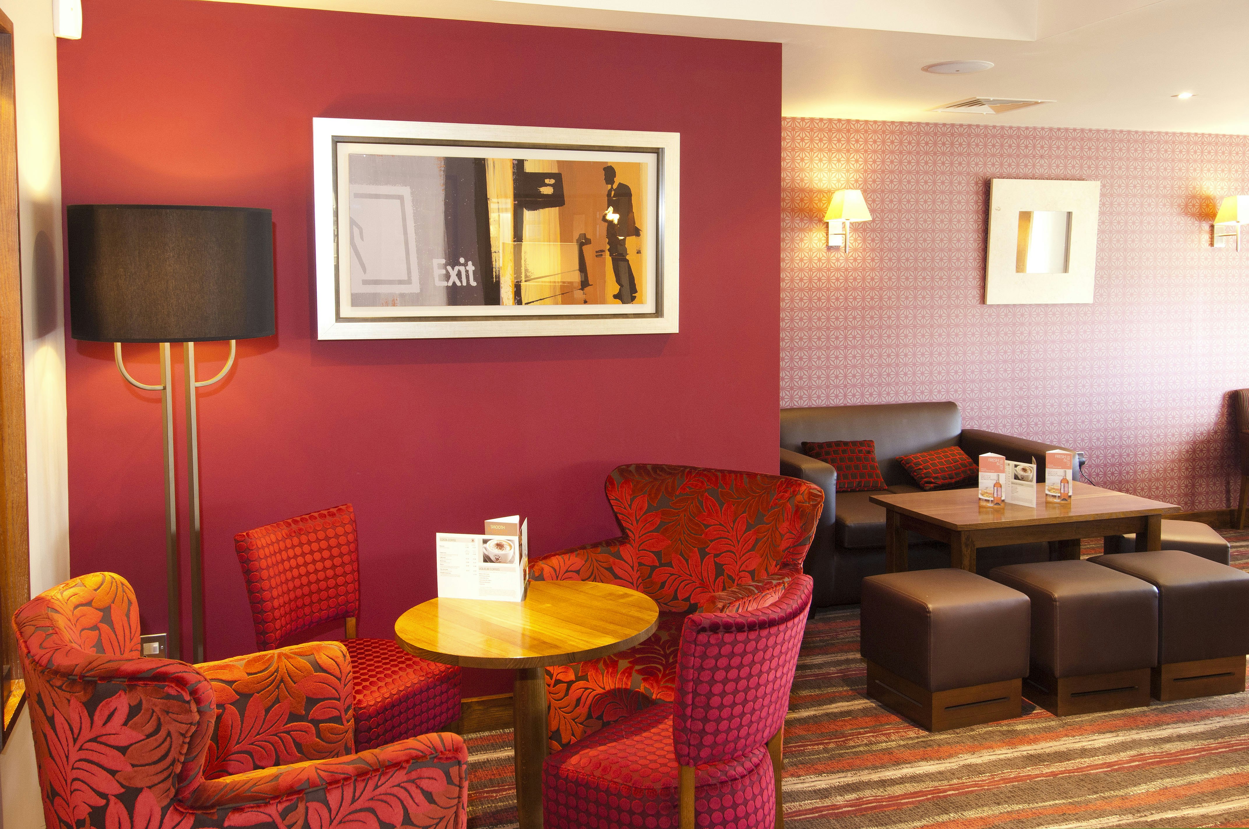 Premier Inn Liverpool John Lennon Airport 17/32