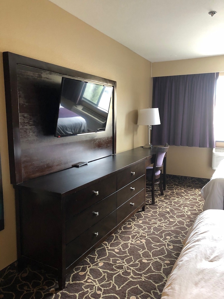 Red Garter Hotel and Casino by Red Lion Hotels 9/36