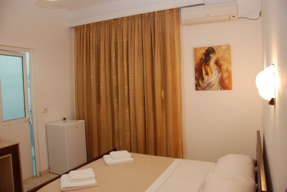 Hotel Mano 20/36