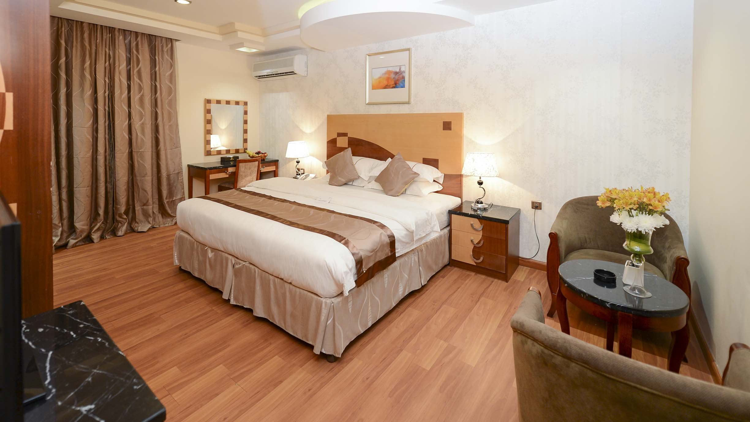 فندق رنز جدة(Renz Hotel Jeddah) 7/11