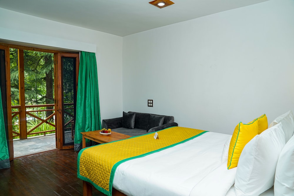 Tall Trees Resort 7/50