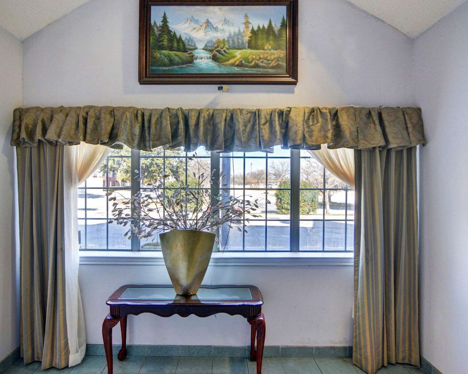 Rodeway Inn & Suites Lewisville I-35 3/8