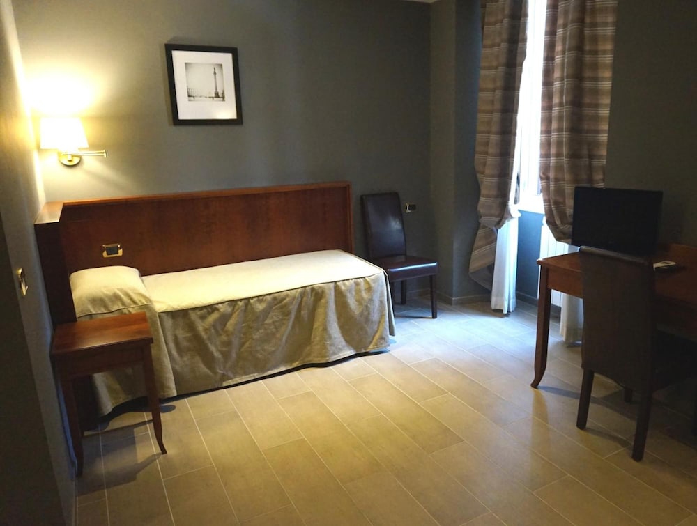Hotel Taormina Roma 29/56