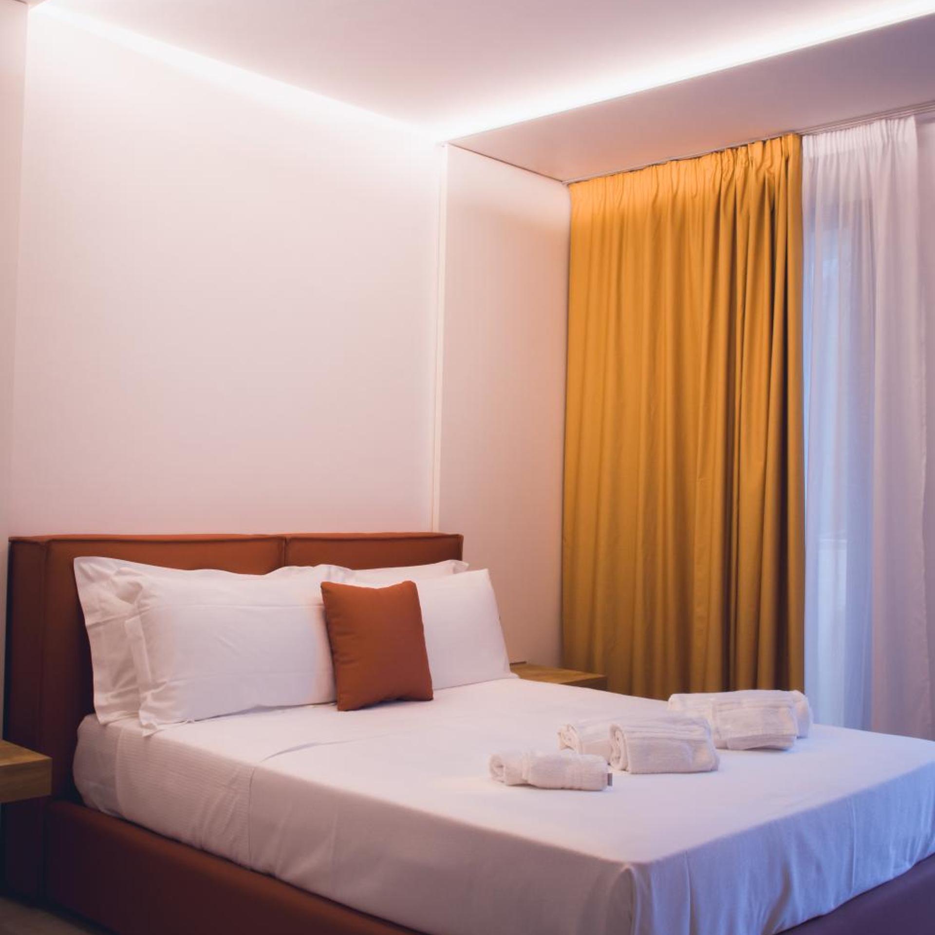 Sunset Hotel 17/50