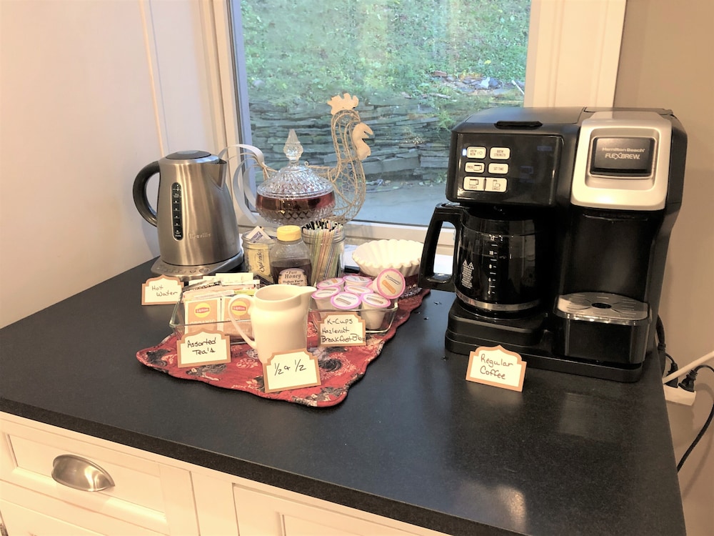 Hatch House Bed & Breakfast 28/38