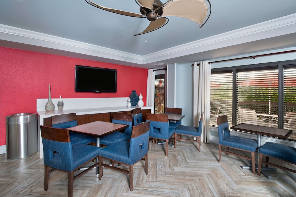 HAMPTON INN NAPLES I-75 34/59