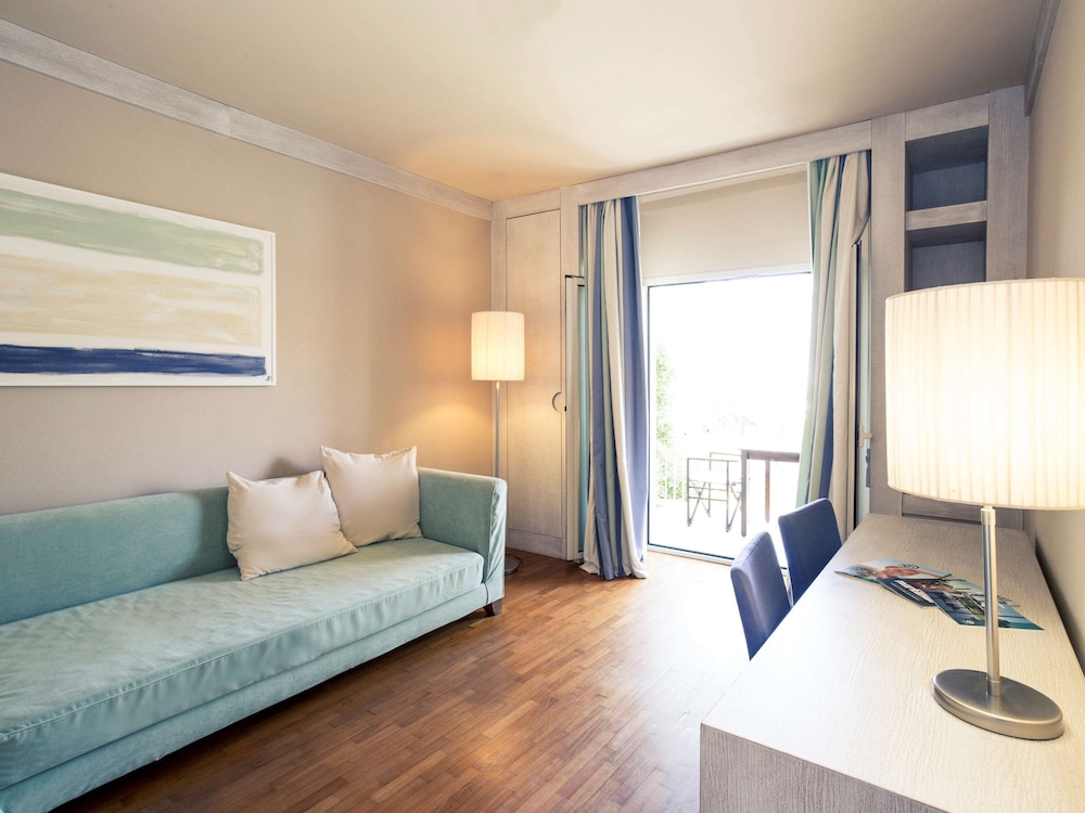 Mercure Tirrenia Green Park 17/50