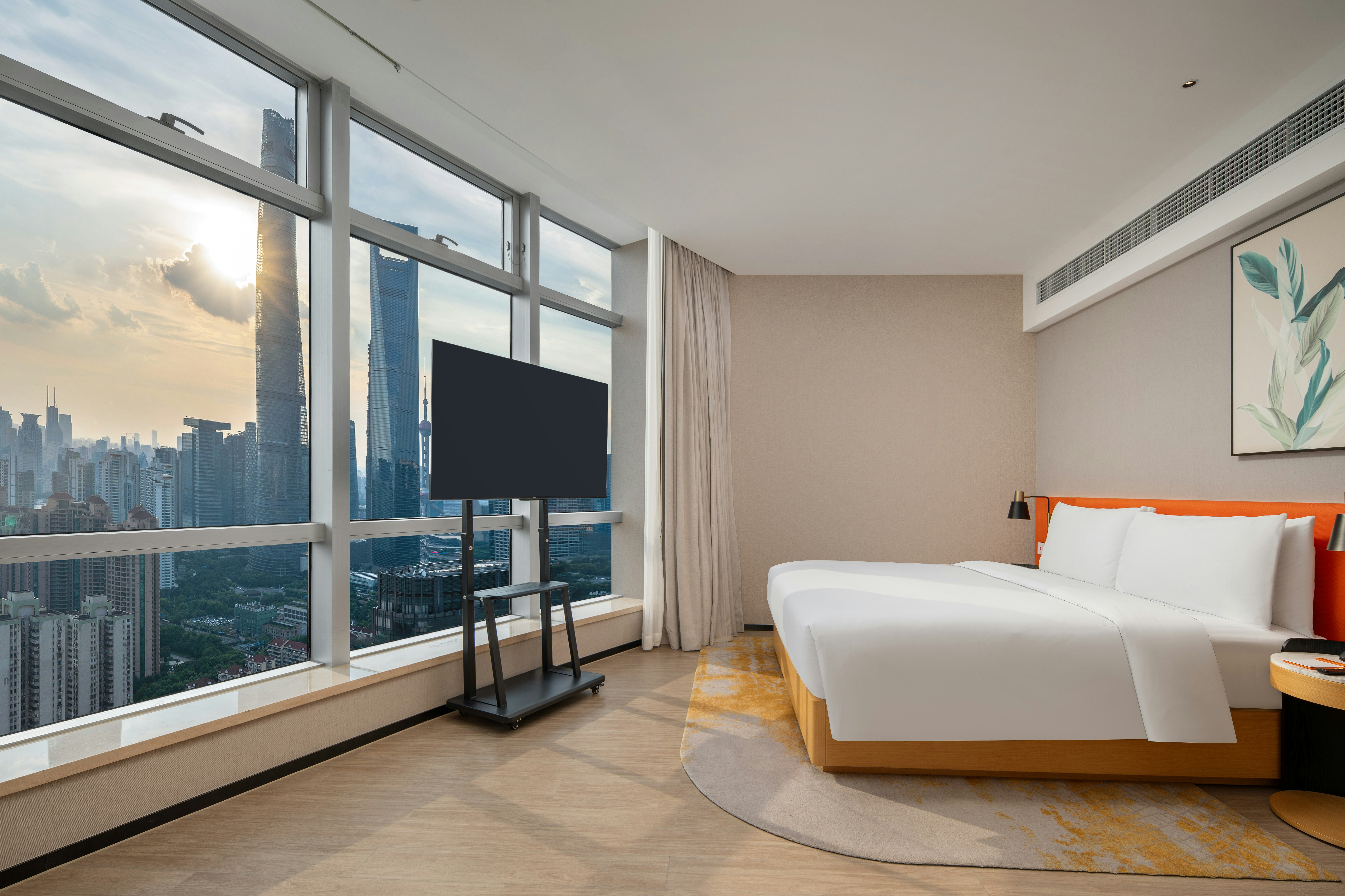 ROOM, KING BED, ACCESSIBLE