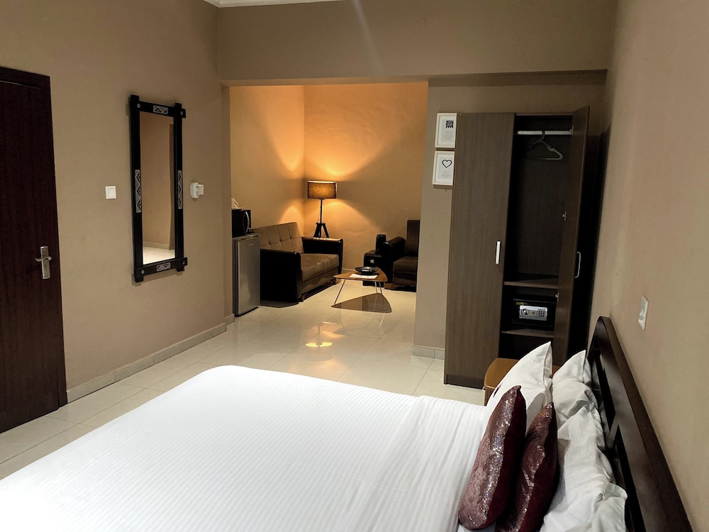 Manjaro Suites 16/50