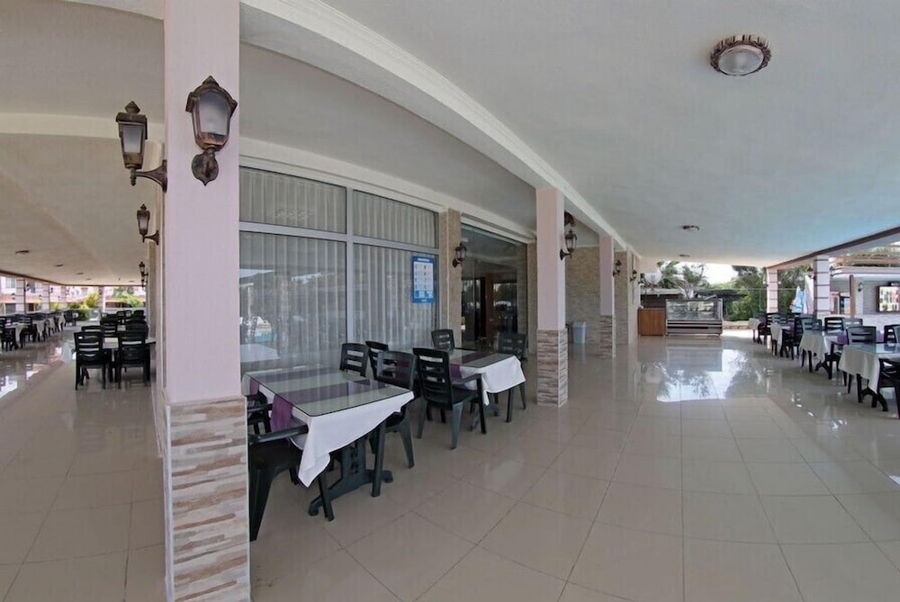 Adahan Otel Gumuldur 4/27