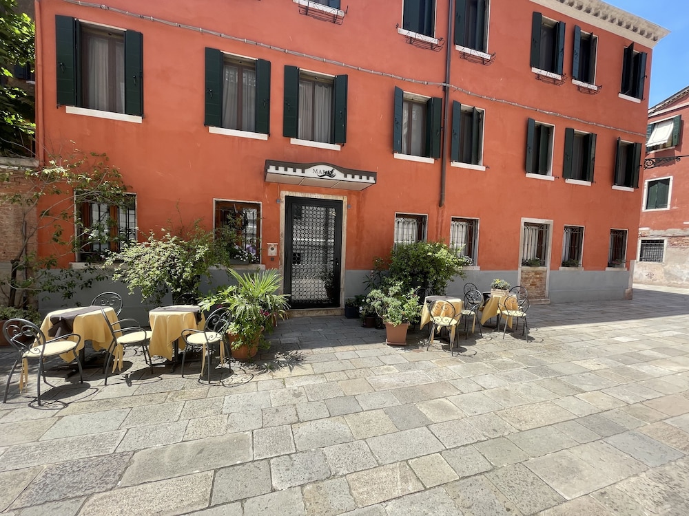 Albergo Marin 45/50