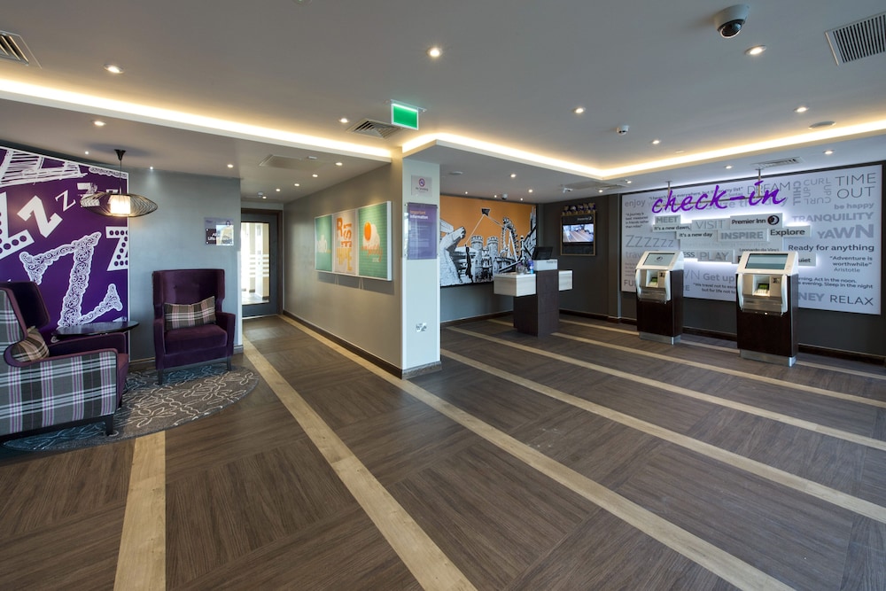 Premier Inn Reading Gateway 6/50