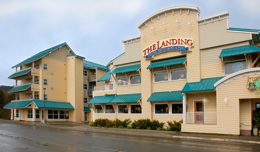 Landing Hotel 3/70
