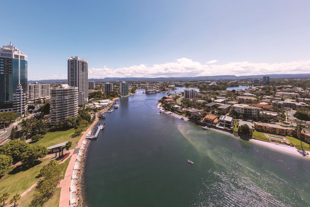 Vibe Hotel Gold Coast 60/66