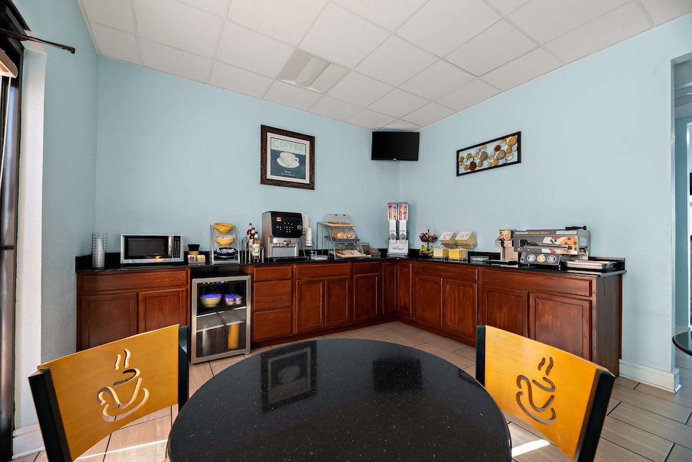 SureStay Hotel by Best Western Clermont Theme Park West 41/50