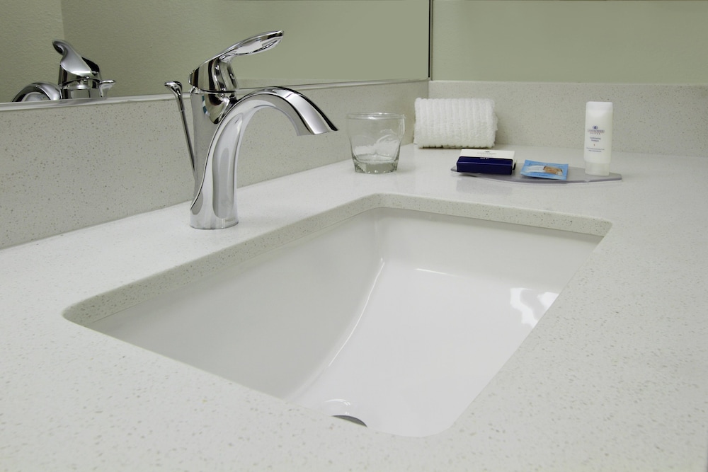 Candlewood Suites Rogers/Bentonville 40/49