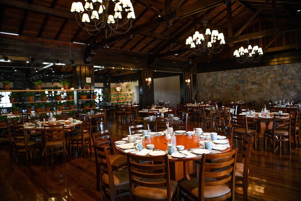 Sanma Hotel 37/50