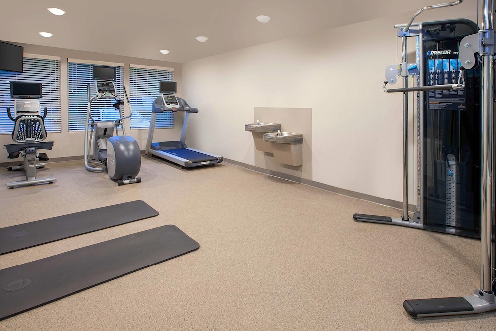 WoodSpring Suites Washington DC Northeast Greenbelt 13/24