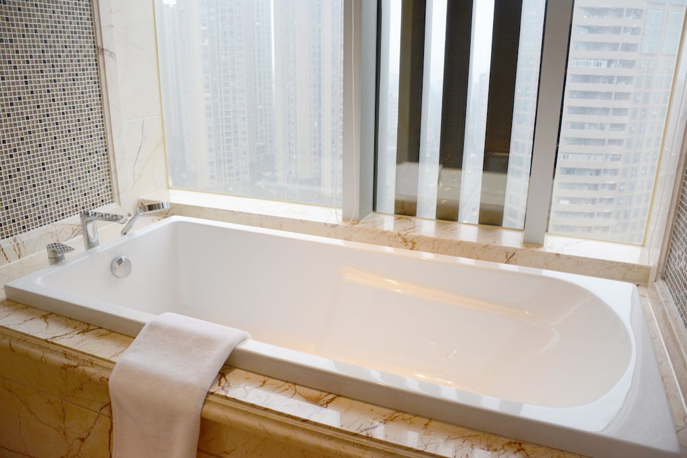 Yinxin Century Hotel 23/25