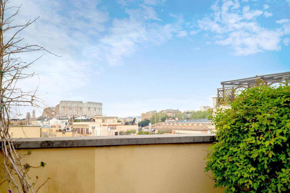 Room Mate Collection Mia Rome Colosseum 61/66