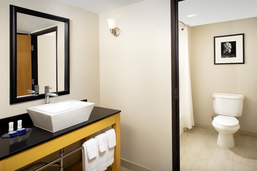 Best Western Alamo Suites 6/27