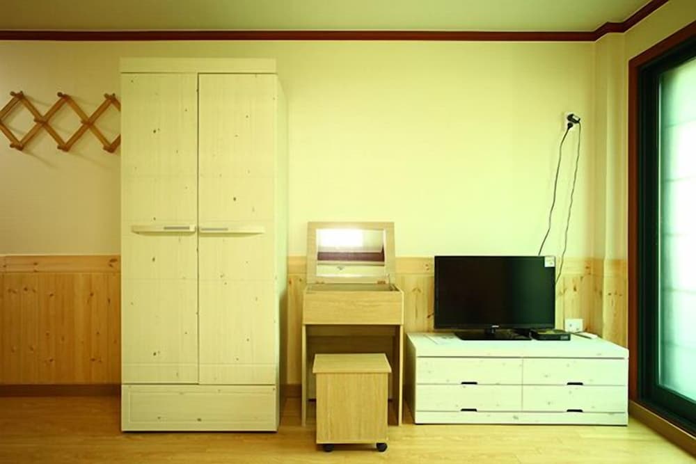Pocheon Bluesky Pension 36/50