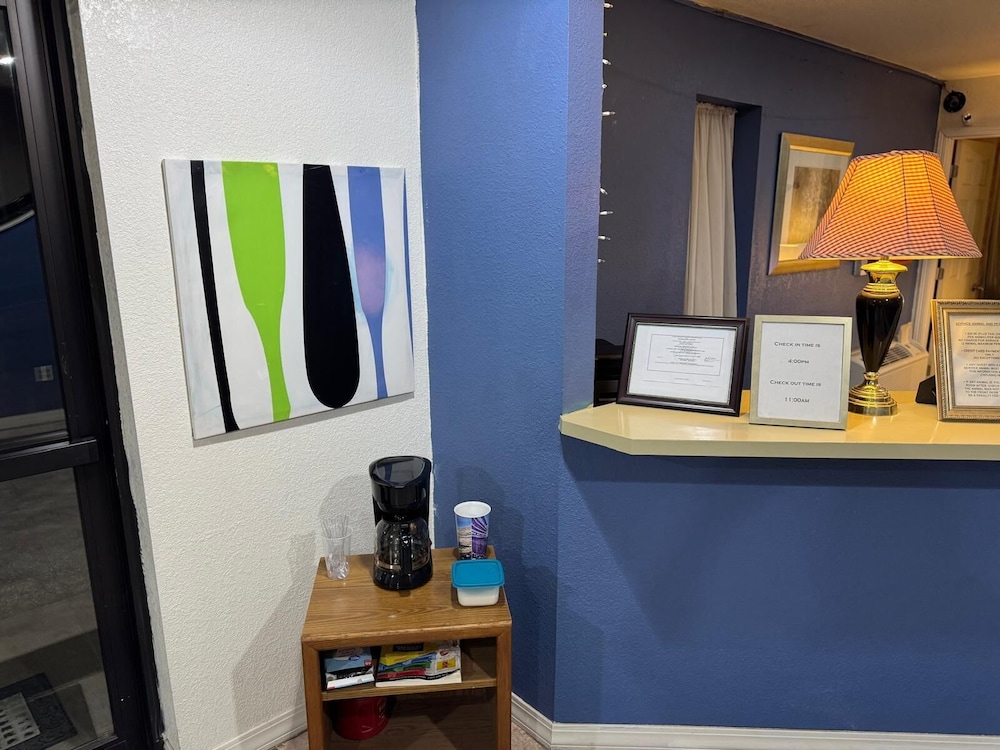 Travelodge by Wyndham Junction City 12/35
