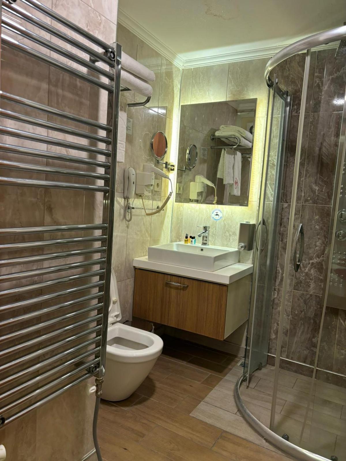 Burdur Park Prestij Otel 22/24