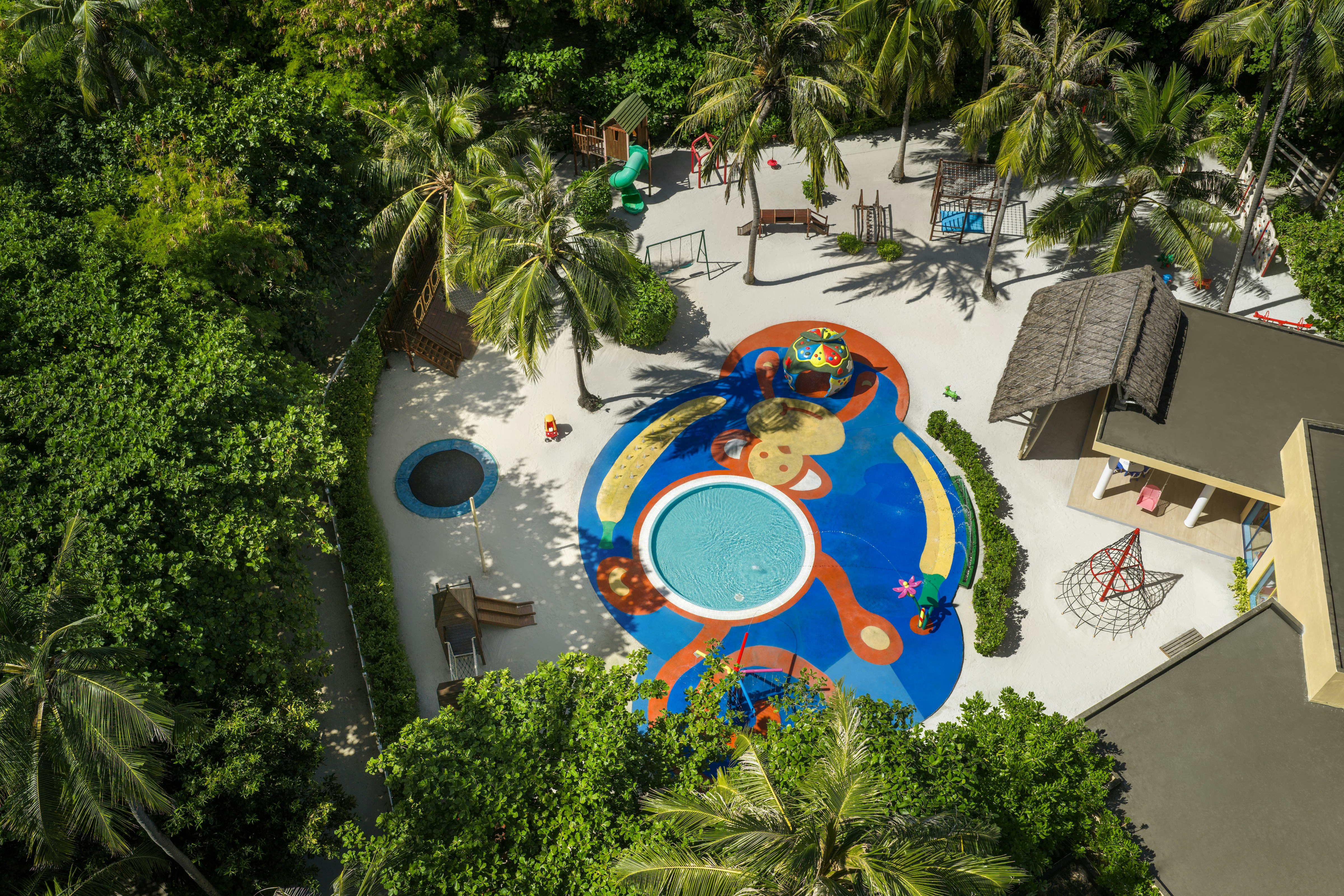 Emerald Maldives Resort & Spa 123/130