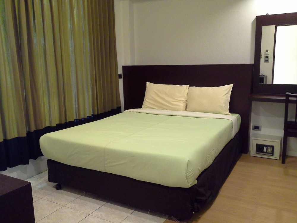 B & B Patong Beach House 23/34