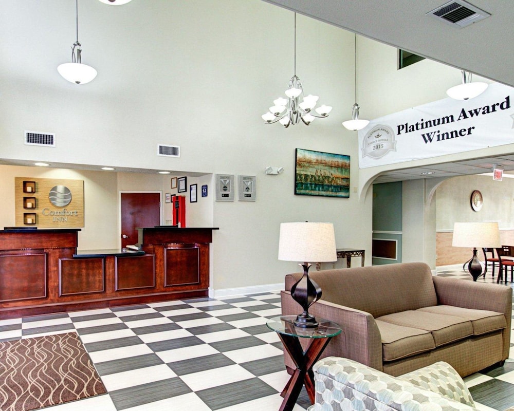 Comfort Inn Corsicana East 33/50