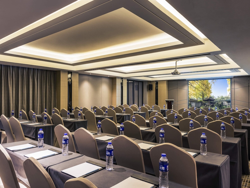 Mercure Chengdu Downtown 65/71