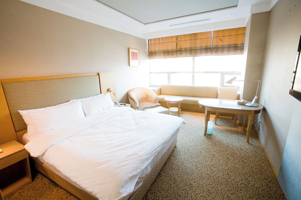 The Grand Hotel Daegu 18/50