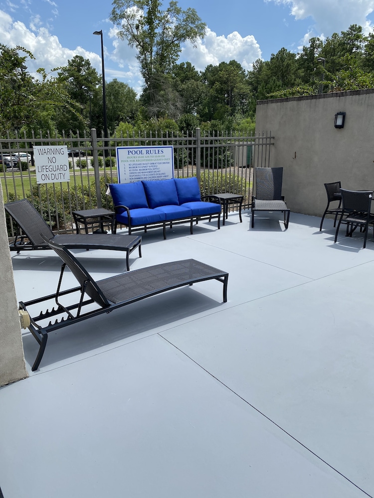 Holiday Inn Express Hotel Suites Opelika Auburn 43/71
