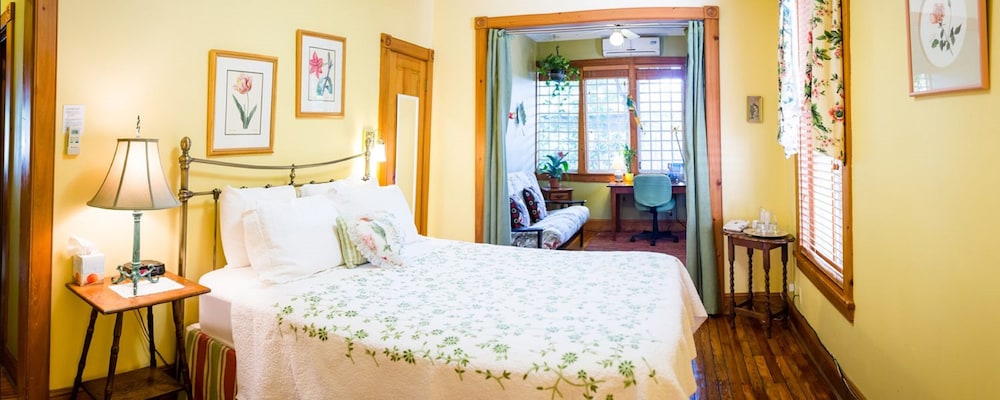 Sweetwater Branch Inn 14/77