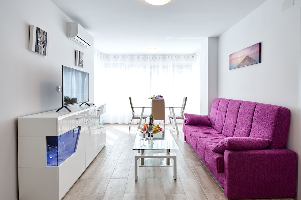 Sonrisa Apartments 32/50