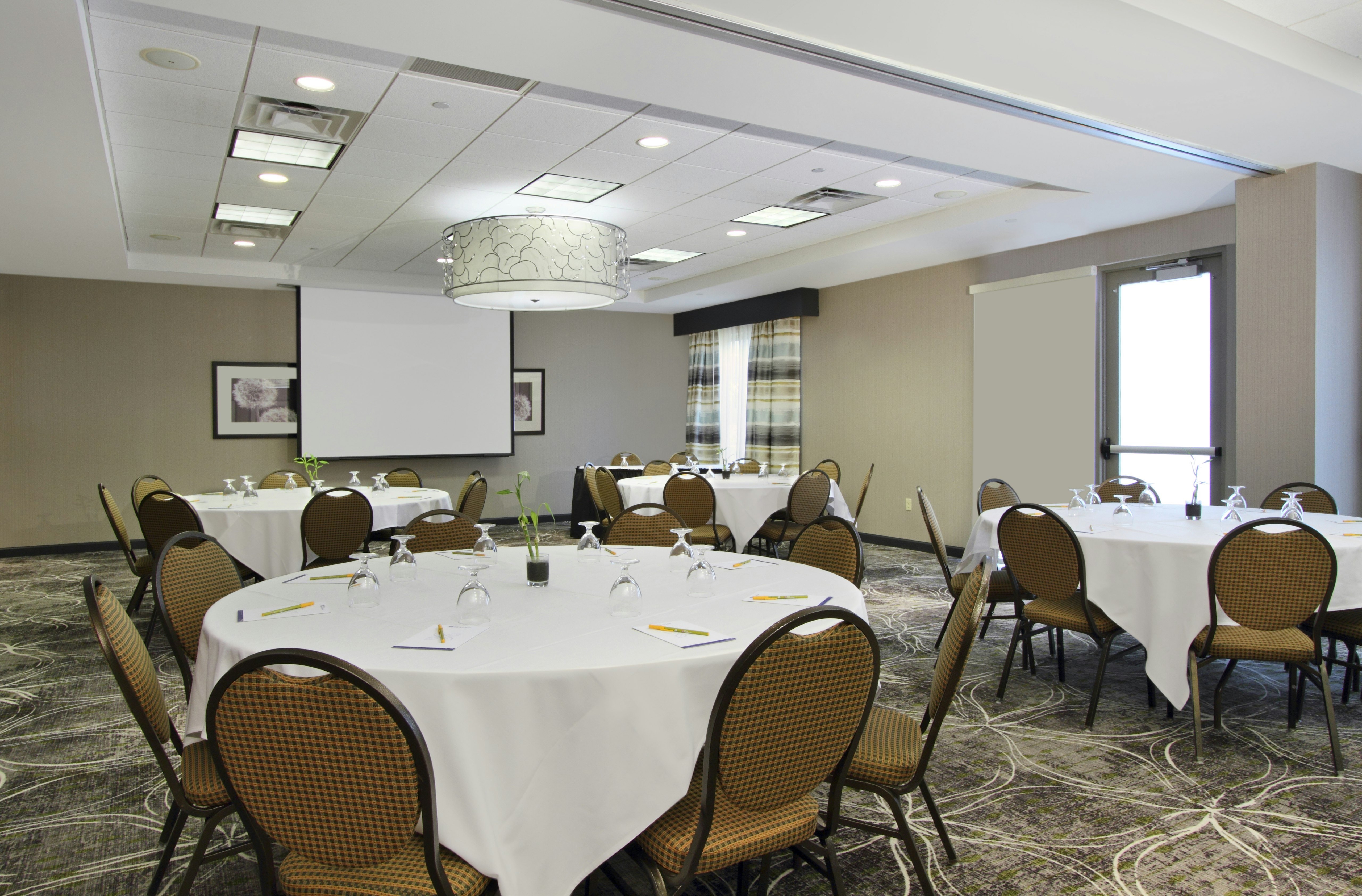 Hilton Garden Inn Columbus University Area 18/20