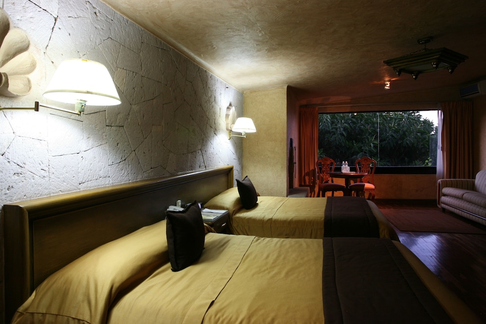 Casa de La Loma Hotel 32/67