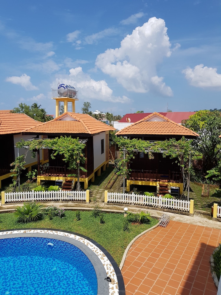 Hung Vuong Resort 40/50