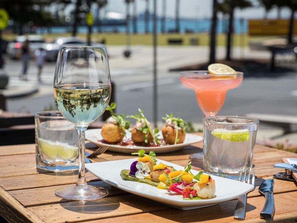 Novotel Geelong 56/74